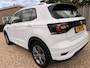 Volkswagen T-Cross TSI Style / R-line Automaat Navigatie & Camera & Winterpakket