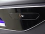 Mercedes-Benz C-klasse 180 AMG Line | Night | Panoramadak | Sfeerverlichting | Stoelverwarming | 19" lichtmetalen velgen |