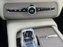 Volvo XC90 2.0 T8 392 pk Recharge AWD Inscription 7-P Panoramadak Trekhaak Luchtvering 360 Camera Harman Kardon Pilot Assist Stuur + Stoelverwarming + Koeling Nappa Leer Head Up 20 Inch + All Season Plug in Hybride NL Auto Vol Opties