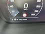 Volvo XC90 2.0 T8 392 pk Recharge AWD Inscription 7-P Panoramadak Trekhaak Luchtvering 360 Camera Harman Kardon Pilot Assist Stuur + Stoelverwarming + Koeling Nappa Leer Head Up 20 Inch + All Season Plug in Hybride NL Auto Vol Opties