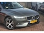 Volvo V60 2.0 D3 Momentum | Navigatie | Camera | Full LED | Stoelverwarming | NL auto!! |
