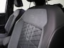 Volkswagen T-Roc 1.5 TSI R-Line 17 inch velgen | Automaat | Stoelverwarming | Trekhaak | Achteruitrijcamera | Adaptive cruise control | Apple carplay / Android auto |
