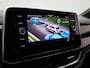 Volkswagen T-Roc 1.5 TSI R-Line 17 inch velgen | Automaat | Stoelverwarming | Trekhaak | Achteruitrijcamera | Adaptive cruise control | Apple carplay / Android auto |
