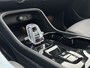 Volvo XC40 1.5 T5 Plug-in hybrid Plus Dark GEEN AFLEVERKOSTEN | Elektronisch inklapbare trekhaak | Climate Control | Lederen bekleding | Stoel- en stuurverwarming | Navigatiesysteem | Harman Kardon geluidsinstallatie | Full options | 12 maanden BOVAG garantie