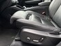 Volvo XC40 1.5 T5 Plug-in hybrid Plus Dark GEEN AFLEVERKOSTEN | Elektronisch inklapbare trekhaak | Climate Control | Lederen bekleding | Stoel- en stuurverwarming | Navigatiesysteem | Harman Kardon geluidsinstallatie | Full options | 12 maanden BOVAG garantie