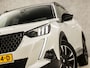 Peugeot 2008 1.2 PureTech GT-Line (APPLE CARPLAY, GROOT NAVI, 360 CAMERA, ELEKTRISCHE SPORTSTOELEN, MASSAGE, NIEUWE APK, NIEUWSTAAT)