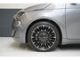 Fiat 500e La Prima 42 kWh | SoH 94% | Lederen bekleding | Navigatie | Achteruitrijcamera | Panoramadak | Adaptive cruise |