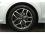 Kia Ceed Sportswagon 1.0 T-GDi GT-Line Edition Apple Carplay/ Android Auto - Cruise Control - Climate Control - Navigatie - Suede bekleding - Fabrieksgarantie tot 02-2028