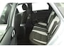 Kia Ceed Sportswagon 1.0 T-GDi GT-Line Edition Apple Carplay/ Android Auto - Cruise Control - Climate Control - Navigatie - Suede bekleding - Fabrieksgarantie tot 02-2028