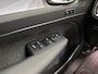 Volvo EX40 Extended Range Ultra Black Edition / Pixel Koplampen / 360 Camera / Nubuck / H&K Audio / 20'' / Stoel + Stuurw. Verwarming / Panoramadak / Elektr. Achterklep /