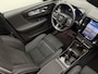 Volvo EX40 Extended Range Ultra Black Edition / Pixel Koplampen / 360 Camera / Nubuck / H&K Audio / 20'' / Stoel + Stuurw. Verwarming / Panoramadak / Elektr. Achterklep /
