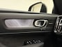 Volvo EX40 Extended Range Ultra Black Edition / Pixel Koplampen / 360 Camera / Nubuck / H&K Audio / 20'' / Stoel + Stuurw. Verwarming / Panoramadak / Elektr. Achterklep /