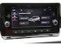 SEAT Arona 1.0 TSI | NL auto | CarPlay | Camera | Navi | Airco | Cruise | Lane assist | Front assist | Seat connect | LMV18'' Goede banden | Rijdt erg zuinig | Hoge instap | Zeer nette auto