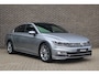 Volkswagen Passat 1.4 TSI 150pk DSG ACT Highline Business R | Leder | Panoramadak | Stoelverwarming | Elektrische Achterklep | Digital Cockpit