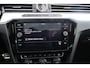 Volkswagen Passat 1.4 TSI 150pk DSG ACT Highline Business R | Leder | Panoramadak | Stoelverwarming | Elektrische Achterklep | Digital Cockpit