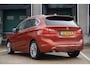 BMW 2-Serie Active Tourer 218i 140pk AUT High Executive Launch Edition | Trekhaak | Panoramadak | Stoelverwarming | Achteruitrijcamera
