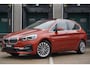 BMW 2-Serie Active Tourer 218i 140pk AUT High Executive Launch Edition | Trekhaak | Panoramadak | Stoelverwarming | Achteruitrijcamera