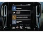 Volvo XC40 B4 211pk Inscription - Intellisafe Assist/Surround - Lederen bekleding - Verwarmbare voorstoelen - Verwarmbaar stuurwiel - Elektrisch bedienbare voorstoelen - 360 graden camera - Elektrisch bedienbare achterklep - Noodreservewiel