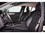 Volvo XC40 B4 211pk Inscription - Intellisafe Assist/Surround - Lederen bekleding - Verwarmbare voorstoelen - Verwarmbaar stuurwiel - Elektrisch bedienbare voorstoelen - 360 graden camera - Elektrisch bedienbare achterklep - Noodreservewiel