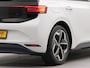 Volkswagen ID.3 First Plus 58 kWh | Apple Carplay | Navigatie | Achteruitrij camera | Parkeersensoren voor en achter | Wifi | Voorstoelen verwarmd |