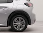 Peugeot e-208 EV Allure Allure 1 fase 50 kWh | Apple Carplay | Parkeerhulp voor en achter | Navigatie | Verwarmde voorstoelen |Achteruitrij camera |