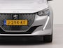 Peugeot e-208 EV Allure Allure 1 fase 50 kWh | Apple Carplay | Parkeerhulp voor en achter | Navigatie | Verwarmde voorstoelen |Achteruitrij camera |