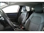 Renault Captur 1.3 TCe 130 Intens *Automaat*Parkeercamera*Parkeersensoren*Navi via Carplay* Keyless Entry*Trekhaak*Climate Control*Zeer nette auto!