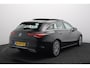 Mercedes-Benz CLA Shooting Brake 180 Business Solution Luxury | Panoramadak | Sfeerverlichting | Leer