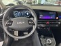 Kia Niro EV ExecutiveLine 64.8 kWh | Schuif-/kanteldak | Parkeersensoren | Elektr. bedienbare achterklep met sensorsturing | Achteruitrij camera | Adaptive cruise control | Apple Carplay/Android Auto |