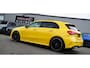 Mercedes-Benz A-klasse 180 Premium Plus | AMG Pakket | Panorama | Leder/alcantara | Elektrisch verstelbare voorstoelen | LED | CAM