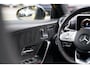 Mercedes-Benz A-klasse 180 Premium Plus | AMG Pakket | Panorama | Leder/alcantara | Elektrisch verstelbare voorstoelen | LED | CAM