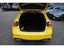 Mercedes-Benz A-klasse 180 Premium Plus | AMG Pakket | Panorama | Leder/alcantara | Elektrisch verstelbare voorstoelen | LED | CAM