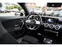 Mercedes-Benz A-klasse 180 Premium Plus | AMG Pakket | Panorama | Leder/alcantara | Elektrisch verstelbare voorstoelen | LED | CAM
