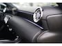 Mercedes-Benz A-klasse 180 Premium Plus | AMG Pakket | Panorama | Leder/alcantara | Elektrisch verstelbare voorstoelen | LED | CAM