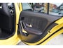 Mercedes-Benz A-klasse 180 Premium Plus | AMG Pakket | Panorama | Leder/alcantara | Elektrisch verstelbare voorstoelen | LED | CAM