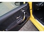 Mercedes-Benz A-klasse 180 Premium Plus | AMG Pakket | Panorama | Leder/alcantara | Elektrisch verstelbare voorstoelen | LED | CAM