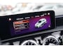 Mercedes-Benz A-klasse 180 Premium Plus | AMG Pakket | Panorama | Leder/alcantara | Elektrisch verstelbare voorstoelen | LED | CAM