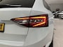 Skoda Superb Combi 1.8 TSI Style Business 179 PK | Automaat | Apple Carplay | Stuurwielverwarming | Stoelverwarming | Achteruitrijcamera | Adaptive Cruise Control | Elektrische Achterklep | Parkeersensoren | Navigatie | DAB Radio | Climate Control | Elektrisch Verstelbare Voorstoelen |