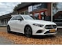 Mercedes-Benz A-klasse 250 e Business Solution AMG Limited *Sfeerverlichting*Carplay*Stoelver*Camera*Cruisecontrol*