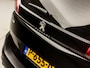 Peugeot 5008 1.2 PureTech Sport 7 Persoons (FACELIFT, APPLE CARPLAY, GROOT NAVI, 360 CAMERA, GETINT GLAS, SPORTSTOELEN, PARELMOER, TREKHAAK, KEYLESS, NIEUWE APK, NIEUWSTAAT)