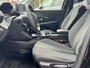 Peugeot 208 1.2 Turbo 100 pk Allure Navigatie* Carplay Camera Lichtmetalen Velgen Stoelverwarming Clima + Cruise Control DAB Extra Getint Glas 5-drs