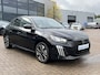 Peugeot 208 1.2 Turbo 100 pk Allure Navigatie* Carplay Camera Lichtmetalen Velgen Stoelverwarming Clima + Cruise Control DAB Extra Getint Glas 5-drs