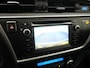 Toyota Auris Touring Sports 1.8 Hybrid Executive | Parkeersensoren V+A | Stoelverwarming |
