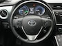 Toyota Auris Touring Sports 1.8 Hybrid Executive | Parkeersensoren V+A | Stoelverwarming |