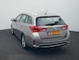 Toyota Auris Touring Sports 1.8 Hybrid Executive | Parkeersensoren V+A | Stoelverwarming |