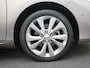 Toyota Auris Touring Sports 1.8 Hybrid Executive | Parkeersensoren V+A | Stoelverwarming |