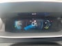 Peugeot e-208 EV GT Pack 50 kWh Panorama Dak | Leder/Alcantara | Digitaal Dashboard | Camera | Stoelverwarming | Adaptieve Cruise | Achteruitrijcamera | Airco (automatisch) | Cruise control adaptief met Stop&Go en stuurhulp