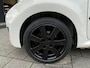 Peugeot 107 1.0-12V Urban Move 5Drs- Airco I Sport velgen I Comfort pakket I Nwe APK 10-2026