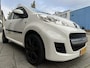 Peugeot 107 1.0-12V Urban Move 5Drs- Airco I Sport velgen I Comfort pakket I Nwe APK 10-2026