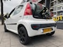 Peugeot 107 1.0-12V Urban Move 5Drs- Airco I Sport velgen I Comfort pakket I Nwe APK 10-2026